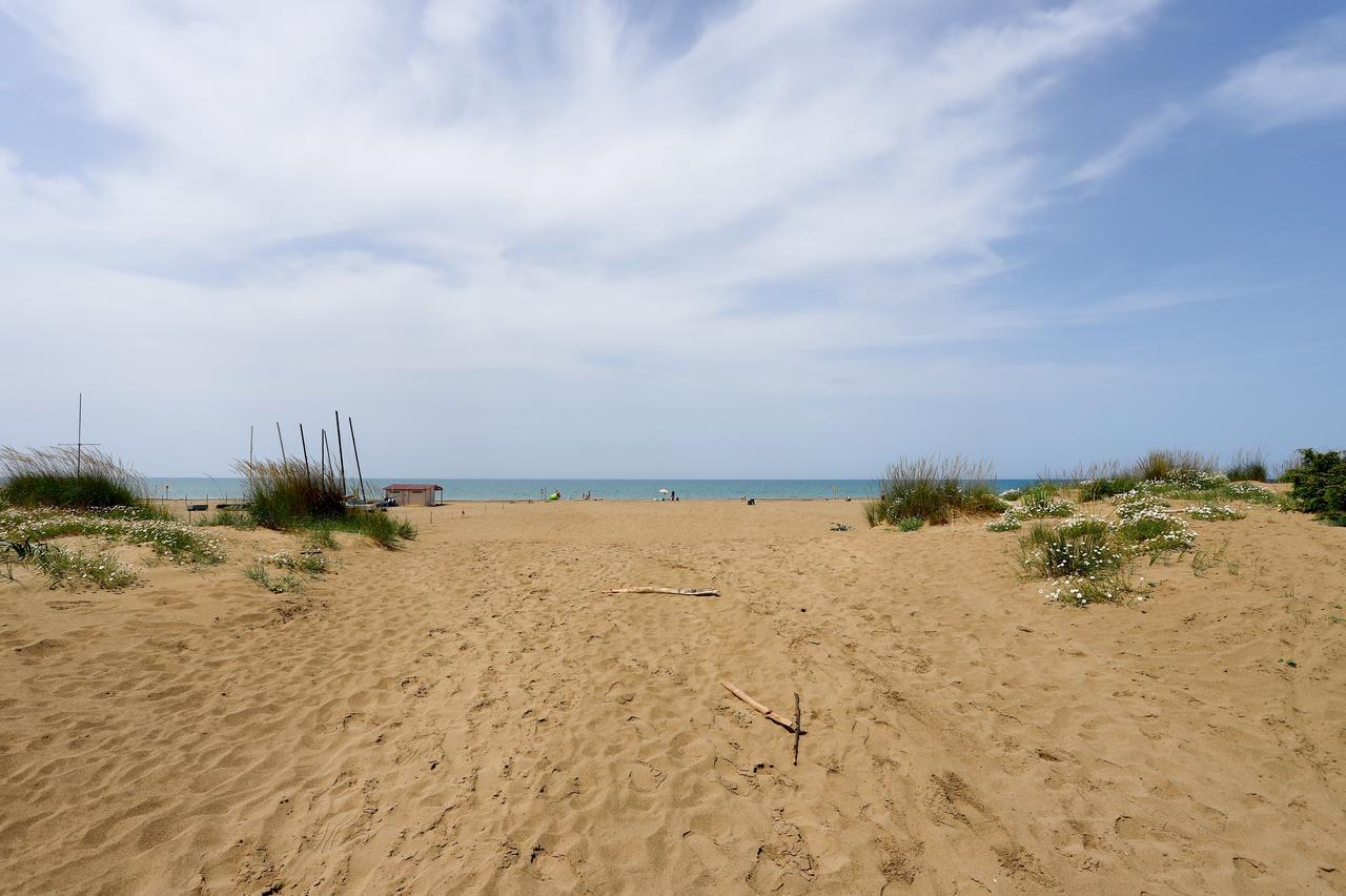 Hotel Grifone Principina a Mare Luaran gambar